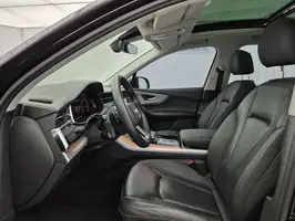 2022  Audi Q7 - Image 17