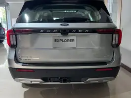 2025  Ford Explorer - Image 41