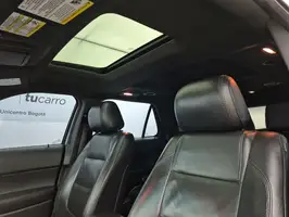 2013  Ford Explorer - Image 25