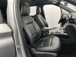 2020  Ford Explorer - Image 19