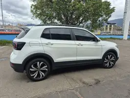 2022  Volkswagen T - Image 35