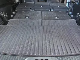 2023  Ford Explorer - Image 21