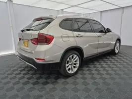 2015  Bmw X1 - Image 15