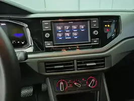 2023  Volkswagen Nivus - Image 25