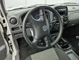 2013  Nissan Np300 - Image 23