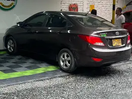 2017  Hyundai Accent - Image 14