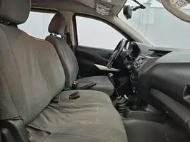 2019  Nissan Np300 - Image 21