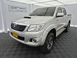 2015  Toyota Hilux - Image 9