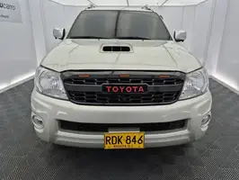 2011  Toyota Hilux - Image 27