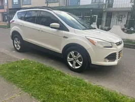 2014  Ford Escape - Image 10