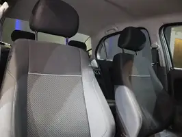 2019  Volkswagen Voyage - Image 18