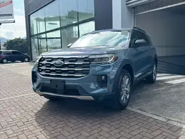 2025  Ford Explorer - Image 9