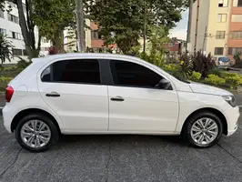 2020  Volkswagen Gol - Image 33