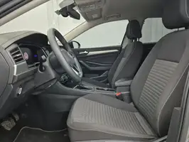 2023  Volkswagen Jetta - Image 38