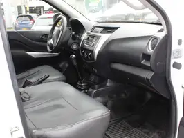 2018  Nissan Frontier - Image 24