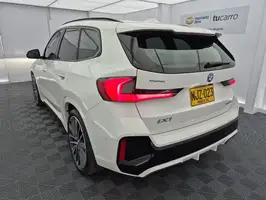 2025  Bmw Ix1 - Image 34