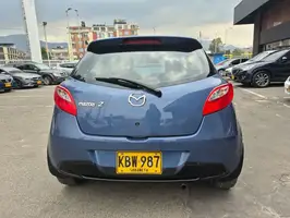 2010  Mazda 2 - Image 12