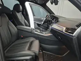 2022  Bmw X5 - Image 44