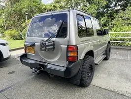 2005  Mitsubishi Unknown - Image 12