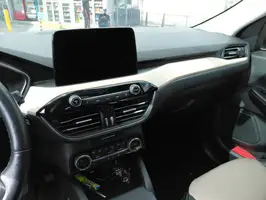 2021  Ford Escape - Image 21