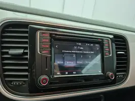 2018  Volkswagen Beetle - Image 23