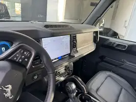 2025  Ford Bronco - Image 23