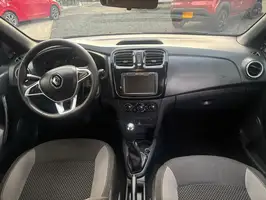 2022  Renault Sandero - Image 16