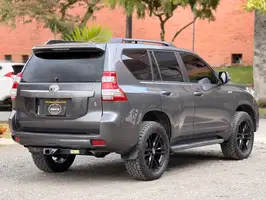 2011  Toyota Prado - Image 15