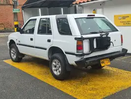 2000  Chevrolet Rodeo - Image 12