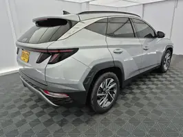 2024  Hyundai Tucson - Image 17