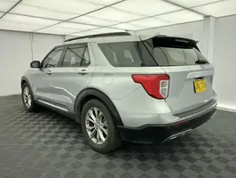 2020  Ford Explorer - Image 11
