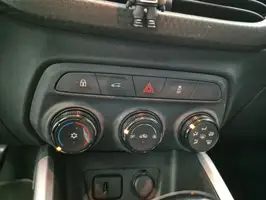 2022  Chevrolet Onix - Image 25