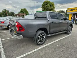 2023  Toyota Hilux - Image 15