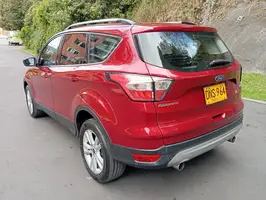 2017  Ford Escape - Image 32