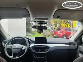 2022  Ford Escape - Image 19