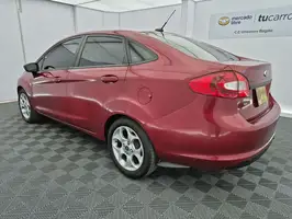 2013  Ford Fiesta - Image 14