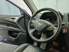 2018  Nissan Pathfinder - Image 25