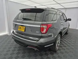 2018  Ford Explorer - Image 35