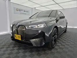 2025  Bmw Ix - Image 9