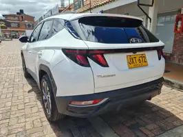 2022  Hyundai Tucson - Image 30