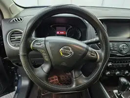 2015  Nissan Pathfinder - Image 43
