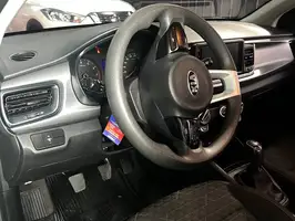 2022  Kia Rio - Image 22
