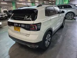 2020  Volkswagen T - Image 16