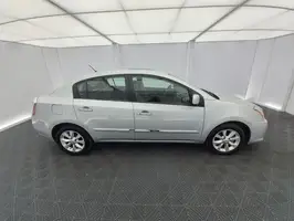 2011  Nissan Sentra - Image 16