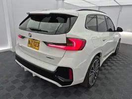 2025  Bmw Ix1 - Image 15