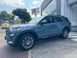 2025  Ford Explorer - Image 19