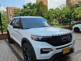 2023  Ford Explorer - Image 7