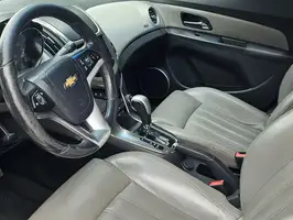 2014  Chevrolet Cruze - Image 13