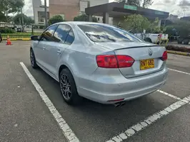 2012  Volkswagen Jetta - Image 31