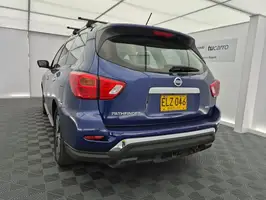 2018  Nissan Pathfinder - Image 10